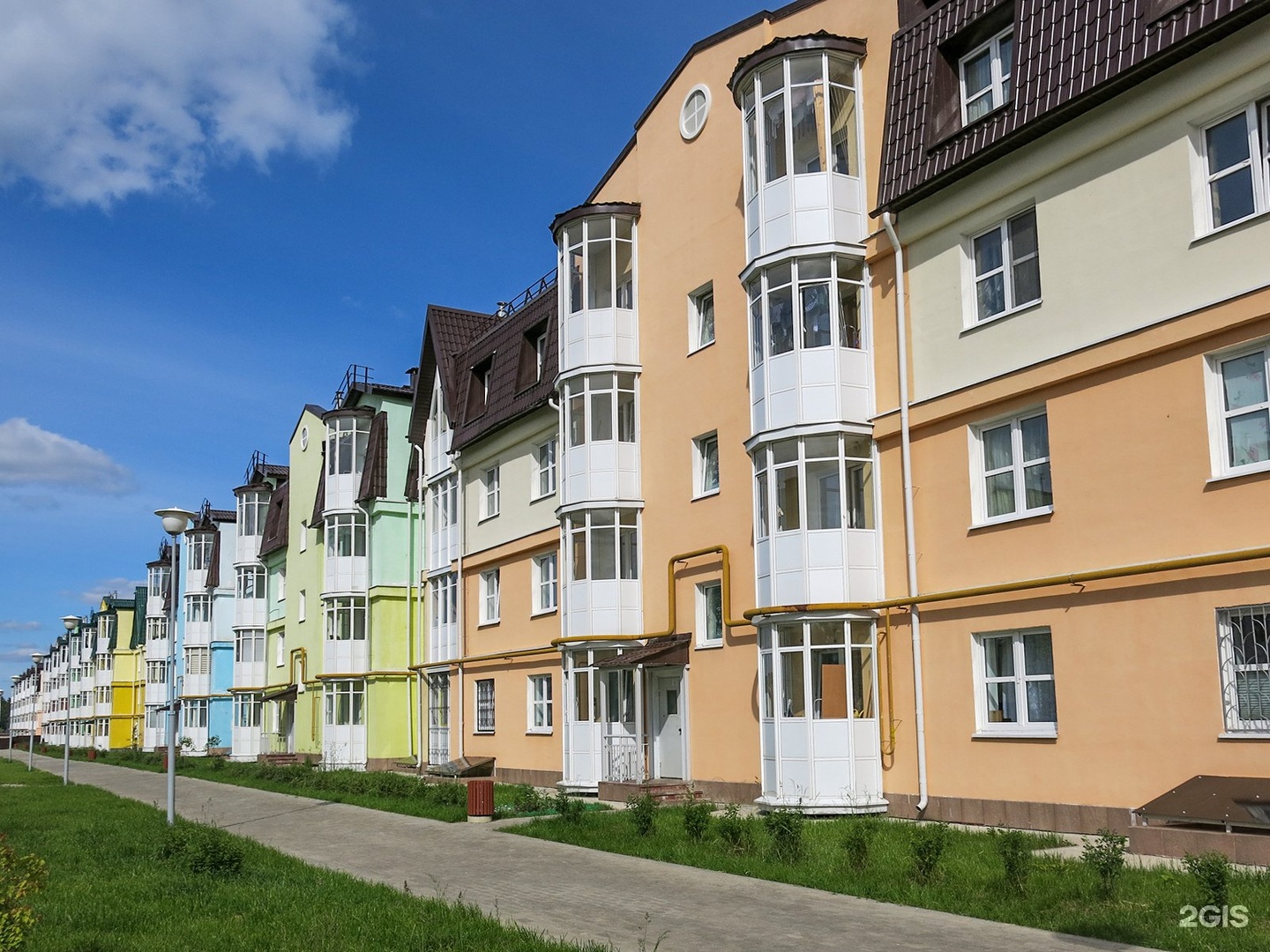 Малоэтажные новостройки Малоэтажные новостройки