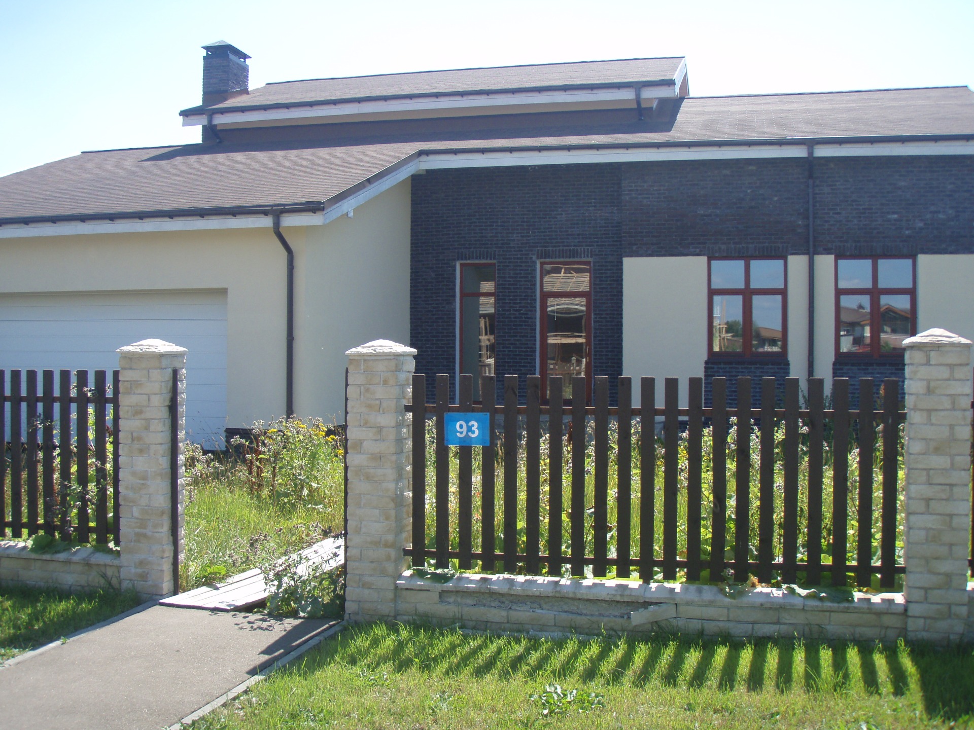 Уважаемые посетители данного сайта, это не «замануха», объект был в реализации нашей компании, если Вы хотите приобрести аналогичный лот, или у Вас есть потребность в реализации объекта, в Вашей собственности в данной локации или ближайших районах, пожалуйста обращайтесь, комиссия (вознаграждение) нашего экспертного бюро составит от 1 до 5 % от стоимости объекта на день подписания договора купли-продажи недвижимости. Уважаемый посетитель данного сайта, если Вы дошли до минуты, когда смотрите этот текст, вероятно у Вас есть интерес к данному жилому комплексу, а по сему, пожалуйста сделайте звонок по номеру телефона 89154654323, чтобы узнать подробности и если пожелаете реализовать свою недвижимость.