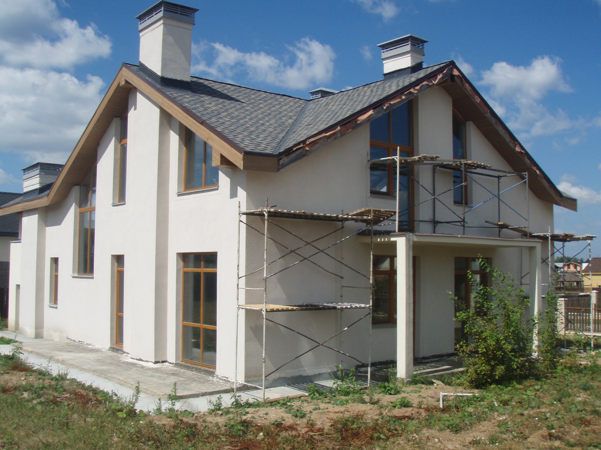 Уважаемые посетители данного сайта, это не «замануха», объект был в реализации нашей компании, если Вы хотите приобрести аналогичный лот, или у Вас есть потребность в реализации объекта, в Вашей собственности в данной локации или ближайших районах, пожалуйста обращайтесь, комиссия (вознаграждение) нашего экспертного бюро составит от 1 до 5 % от стоимости объекта на день подписания договора купли-продажи недвижимости. Уважаемый посетитель данного сайта, если Вы дошли до минуты, когда смотрите этот текст, вероятно у Вас есть интерес к данному жилому комплексу, а по сему, пожалуйста сделайте звонок по номеру телефона 89154654323, чтобы узнать подробности и если пожелаете реализовать свою недвижимость.