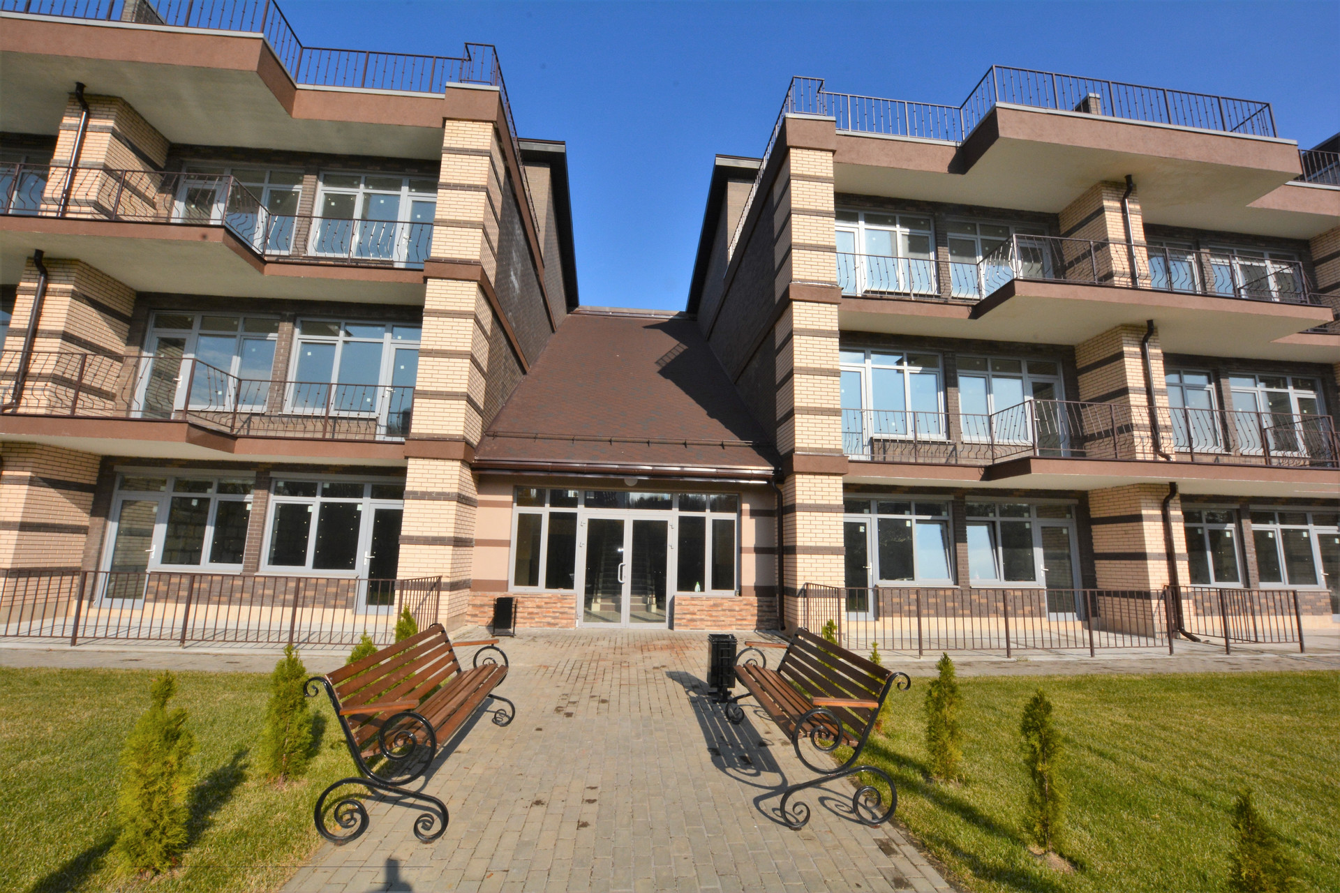 Малоэтажные новостройки Малоэтажные новостройки